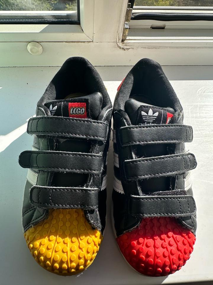 Кроссовки adidas LEGO