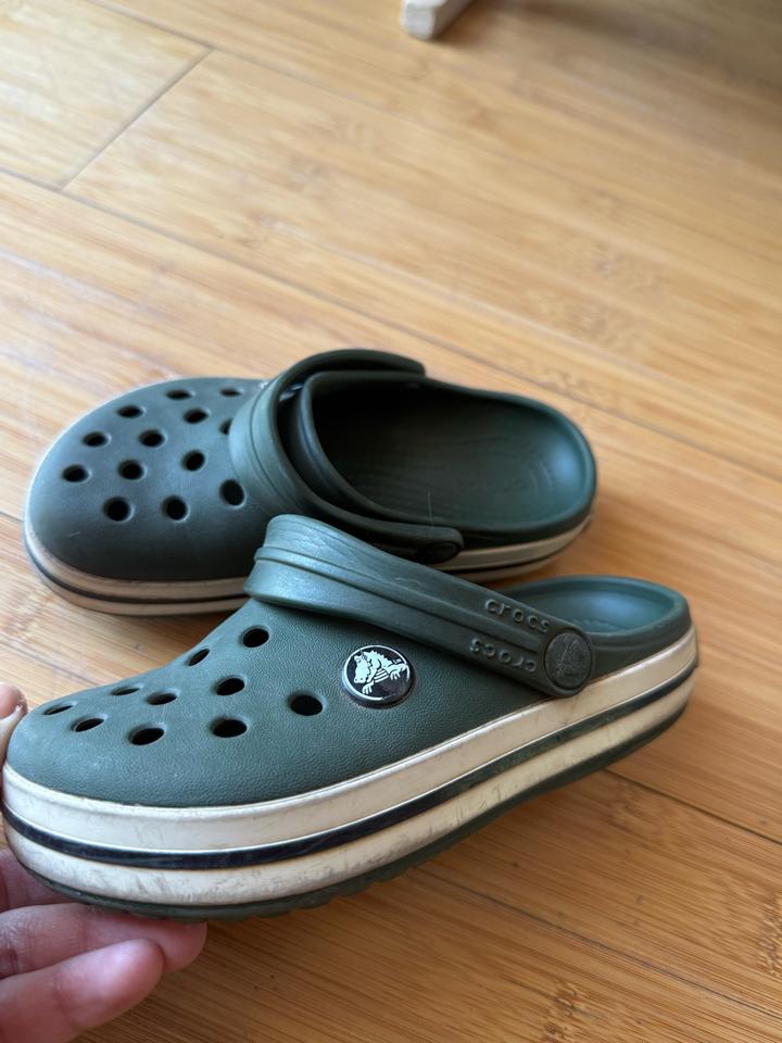 Crocs