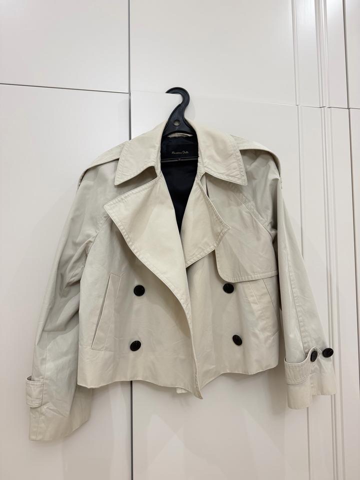 Укороченный тренч Massimo Dutti