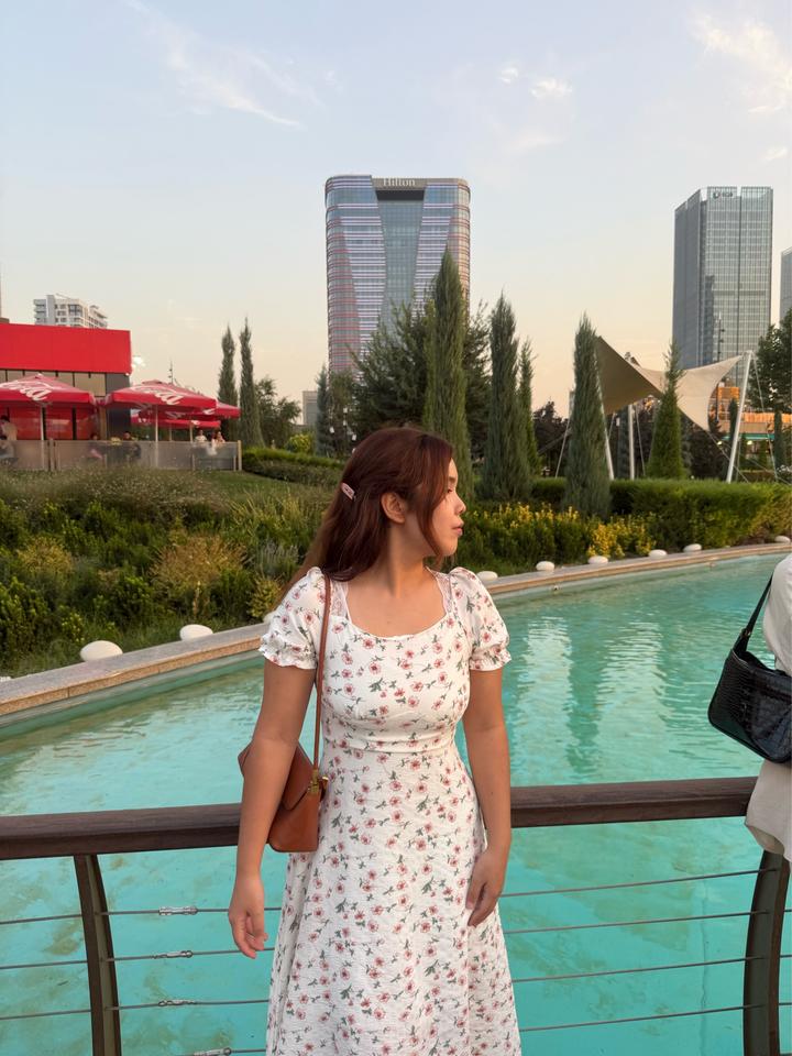 Платье с цветочным принтом