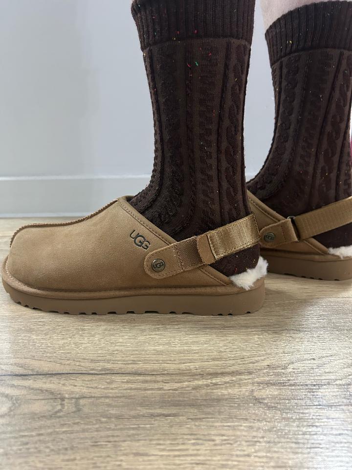 UGG