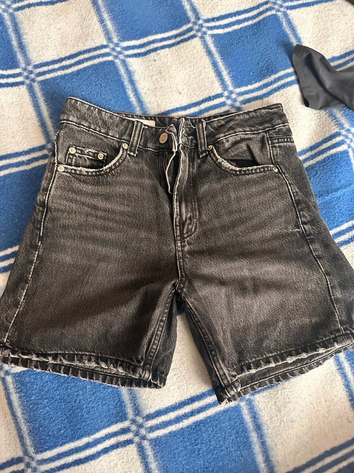 Джинсовые шорты ZARA