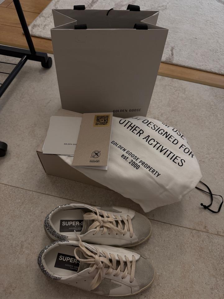 Golden Goose