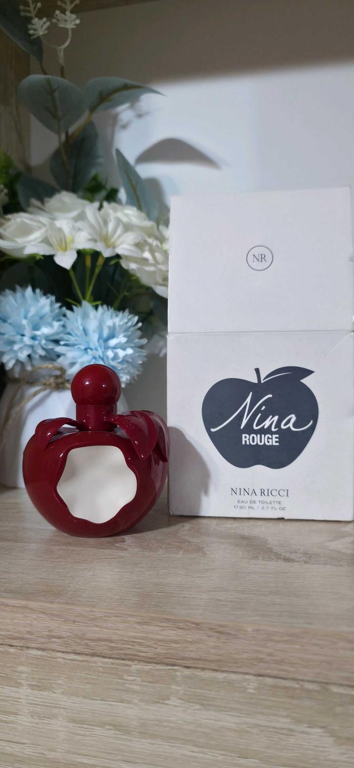 NINA RICCI