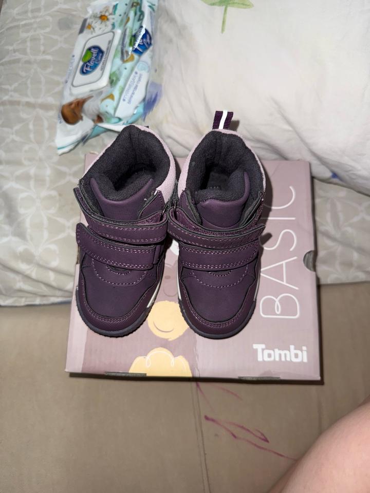 Tombi