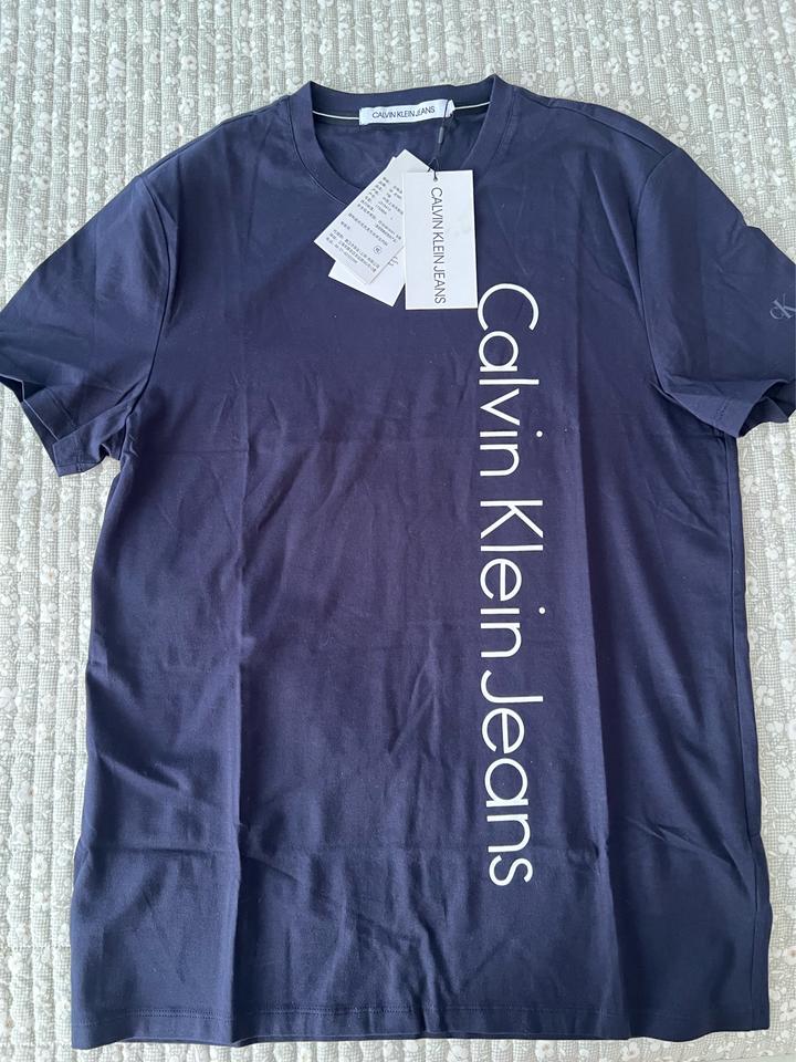 Футболка Calvin Klein Jeans