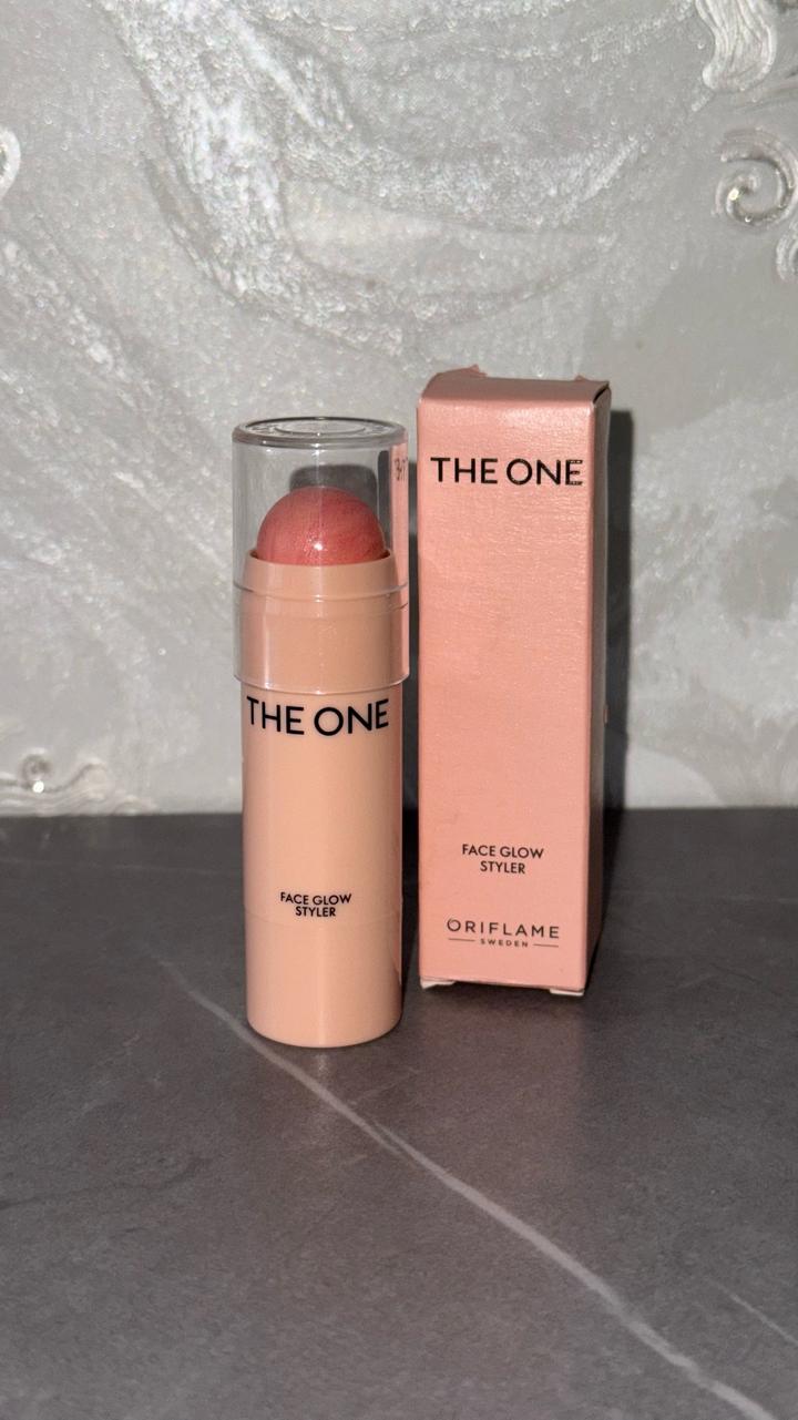 Румяна в стике The One