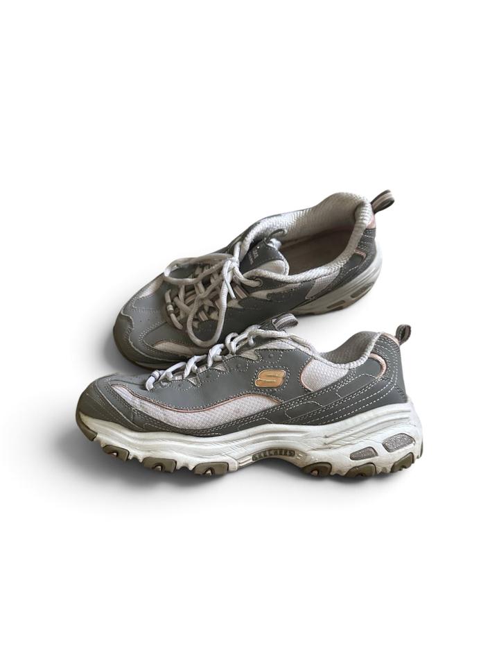 Skechers