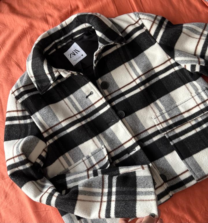 Zara Короткое пальто