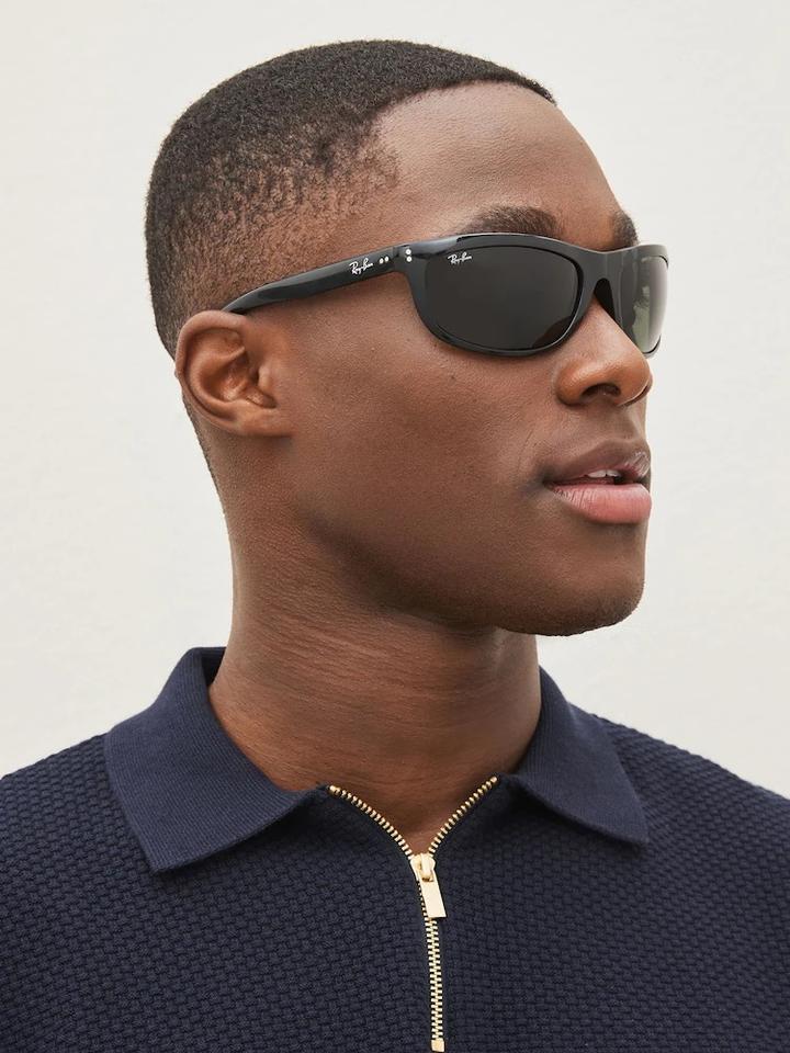 Ray-Ban
