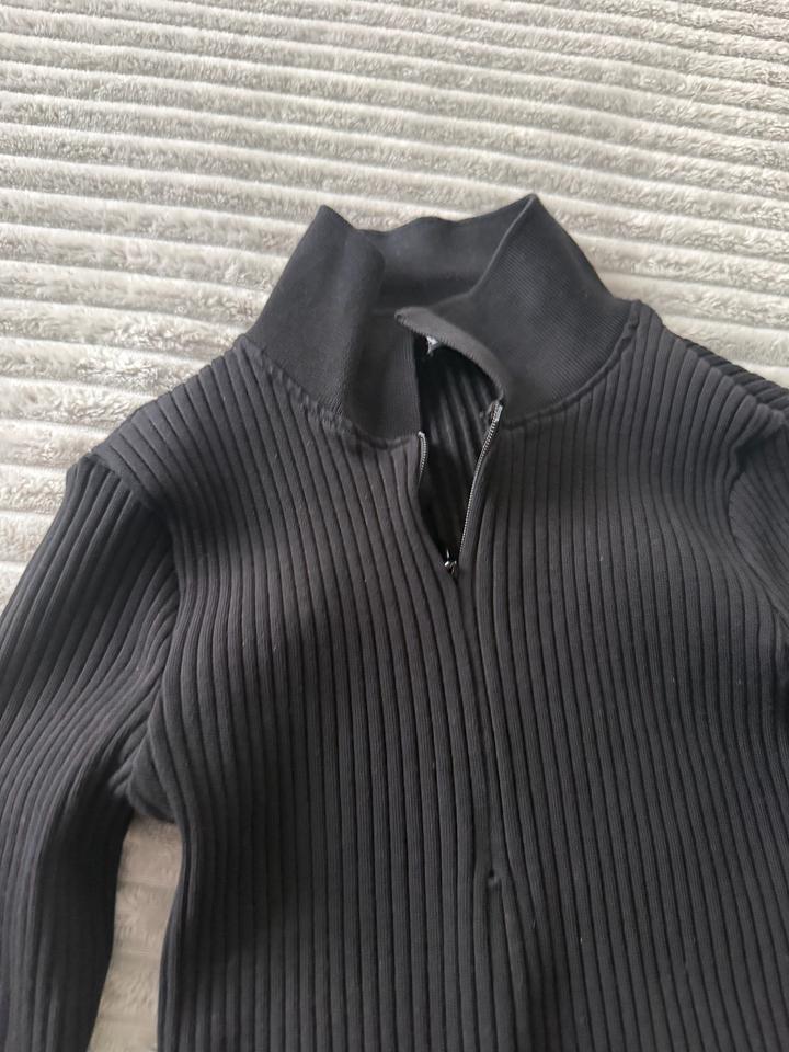 Zara Лонгслив на полу замке