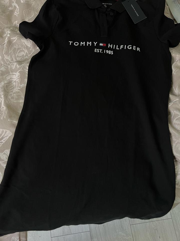 Tommy Hilfiger