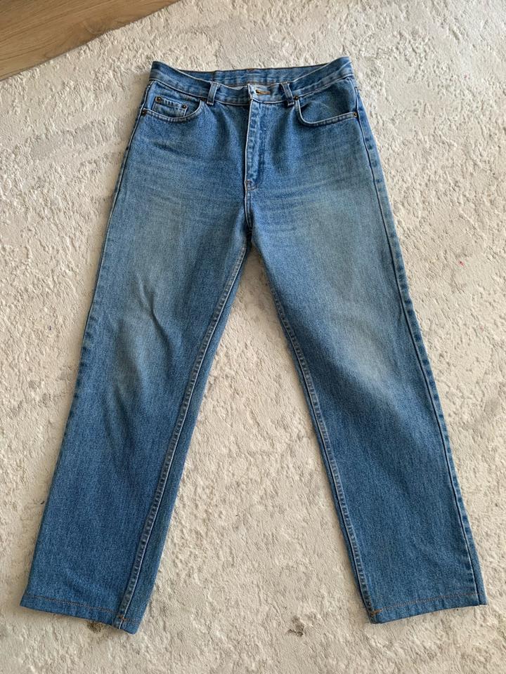 Levi's