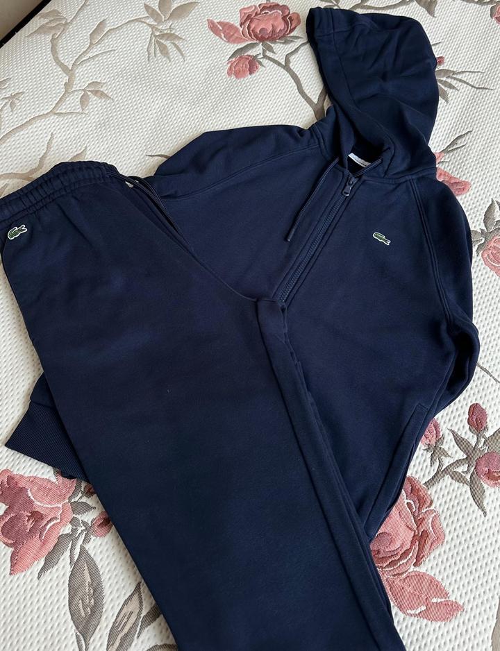 Спортивный костюм Lacoste