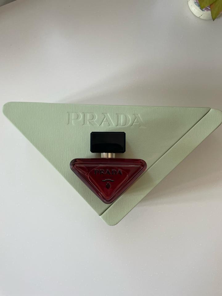 Парфюм Prada Paradoxe Intense