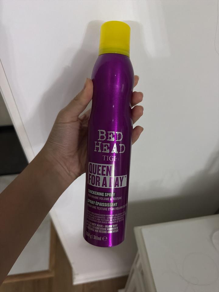 Спрей для объема волос TIGI Bed Head Queen for a Day