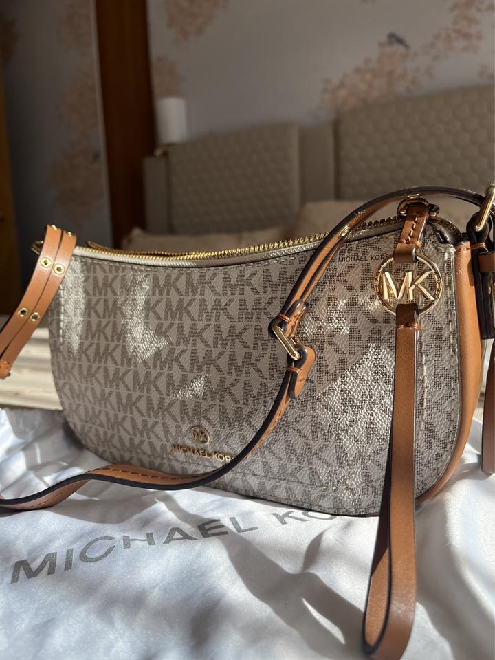 Сумка багет Michael Kors