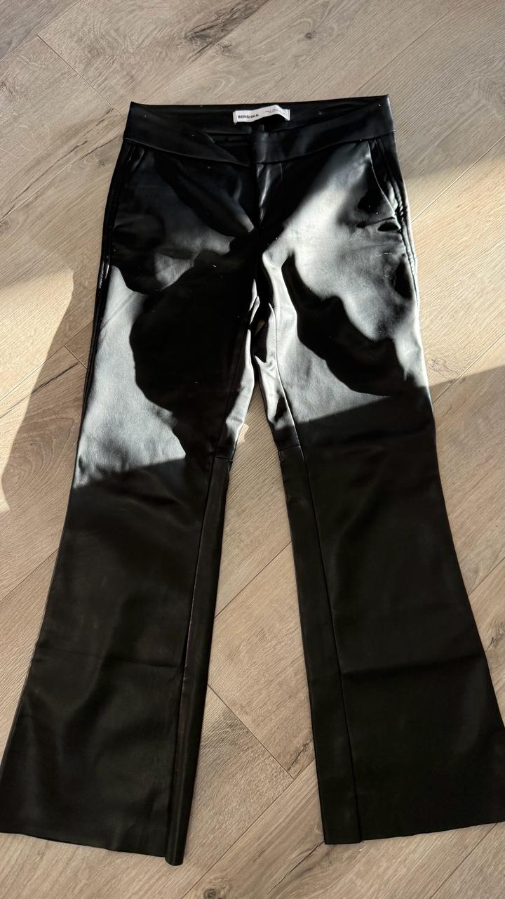 Bershka Брюки из эко кожи