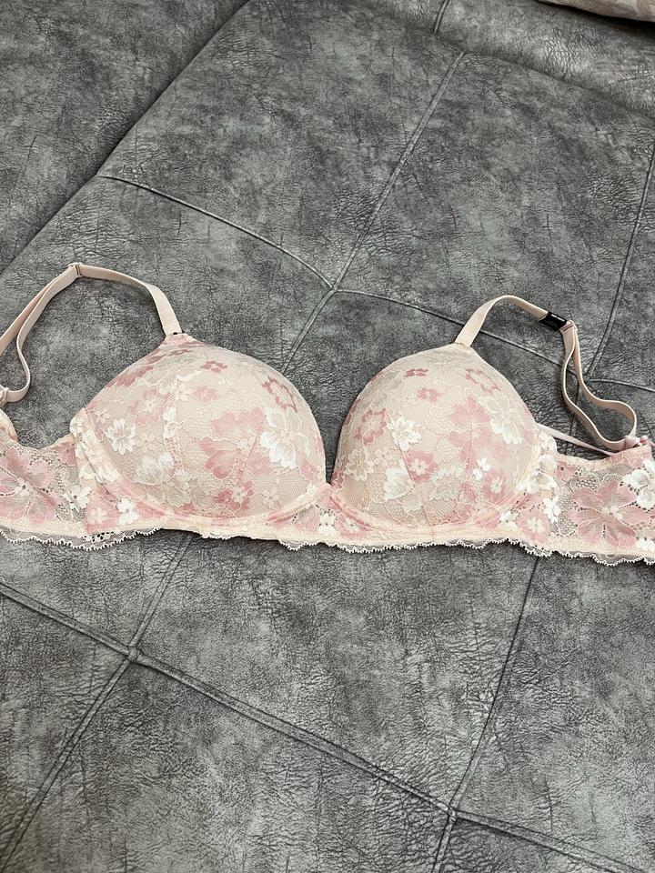 Victoria's Secret