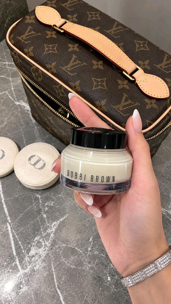 База Bobbi Brown