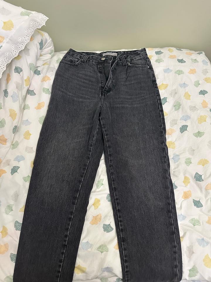 GLO jeans