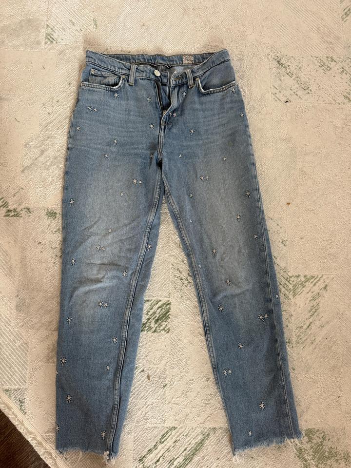 Джинсы Tommy Hilfiger со звездами