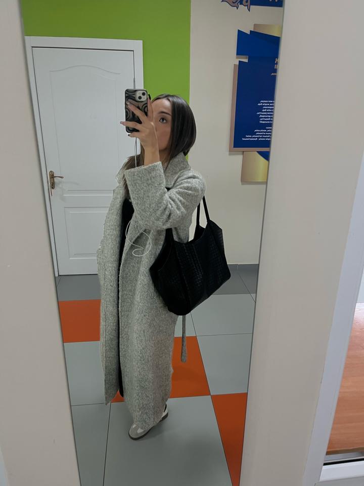 Женское длинное пальто