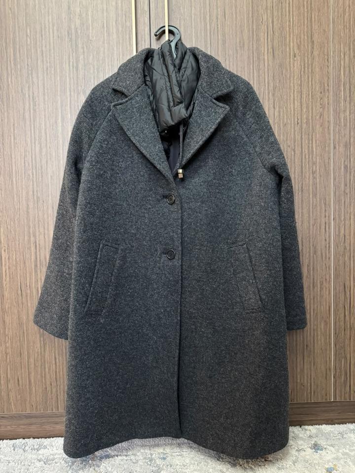 Henry Cotton's Пальто шерстяное серое