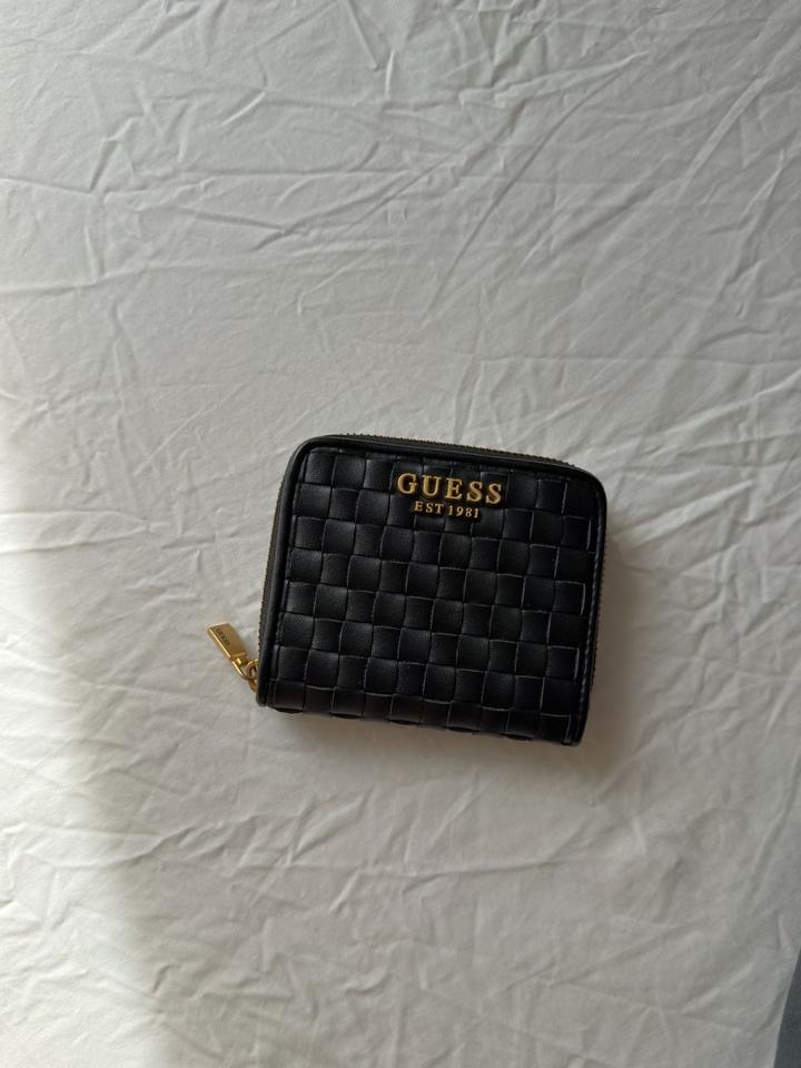 Кошелек Guess