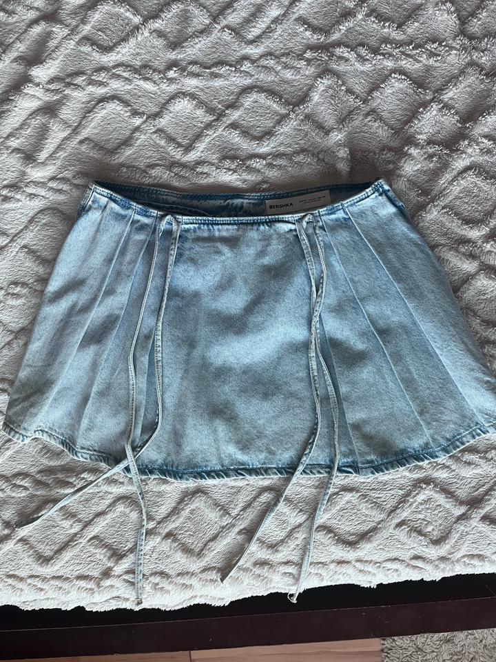 Джинсовая юбка Bershka