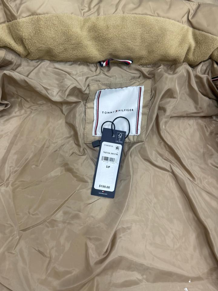 Tommy Hilfiger