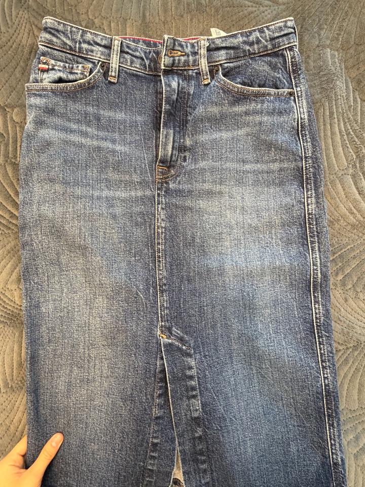 Tommy Hilfiger