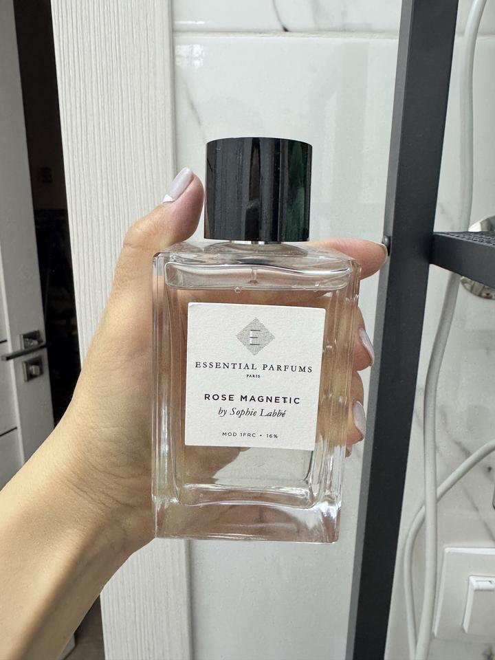 Essential Parfums Paris
