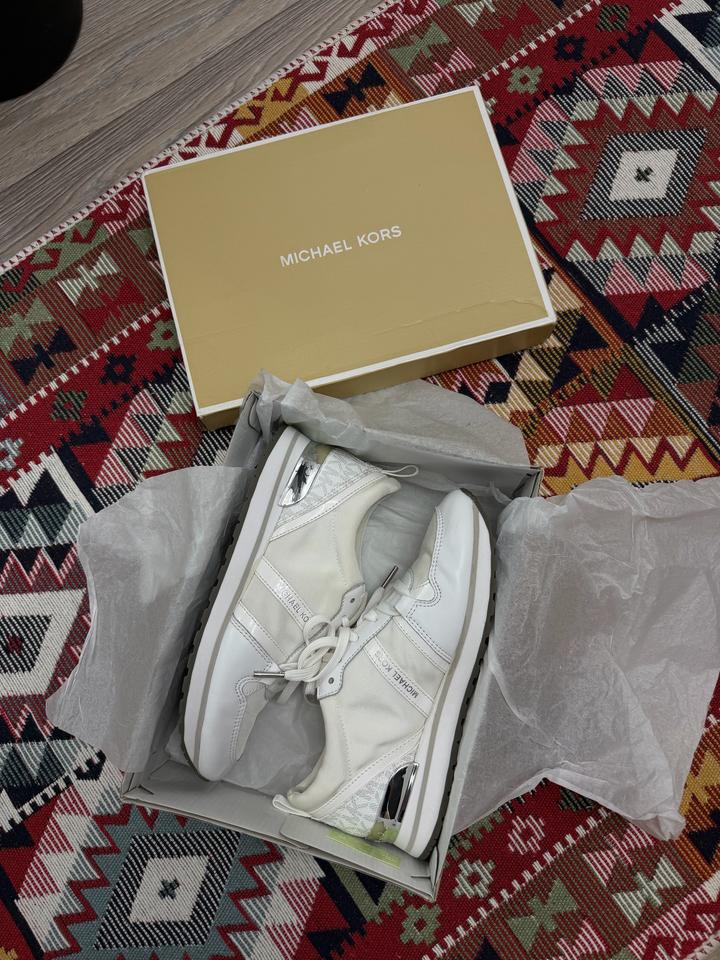 Michael Kors