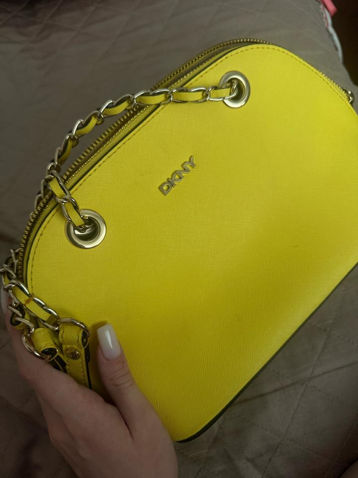 DKNY