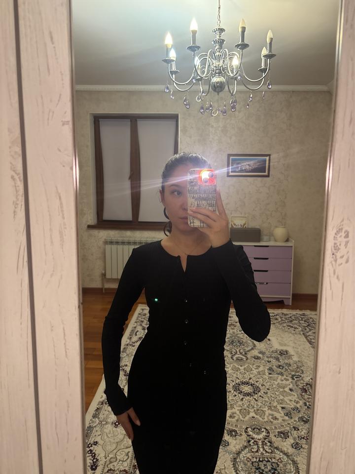 Платье ZARA в рубчик на пуговицах