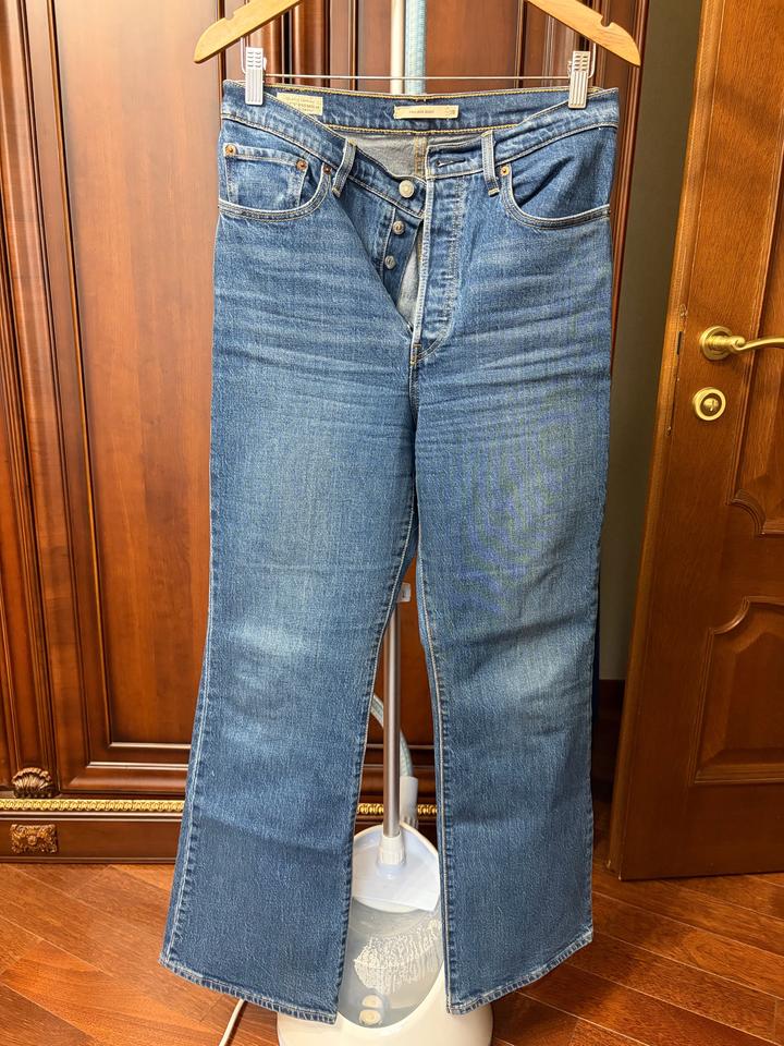 Джинсы Levi's