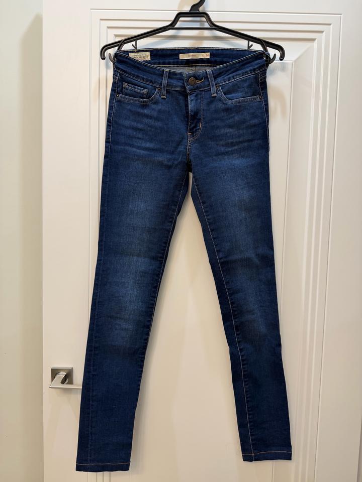 Levi's