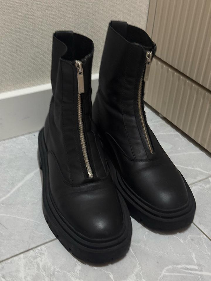 Ботинки Zara на молнии