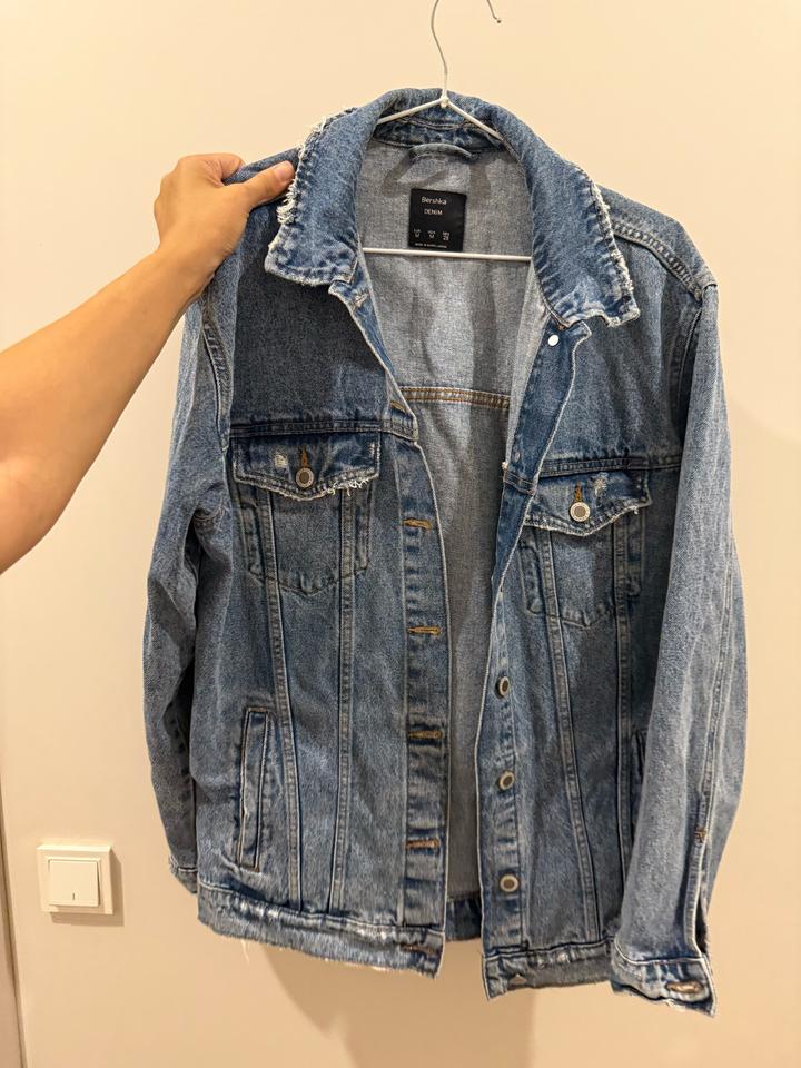 Джинсовая куртка Bershka