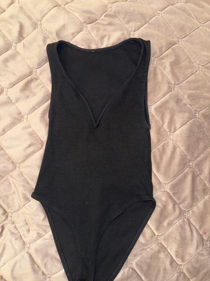 Черный топ Zara