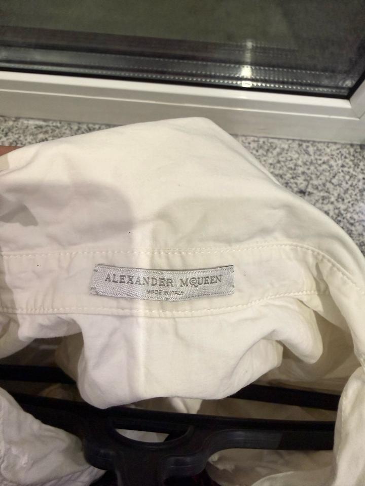 Платье Alexander McQueen в белом цвете