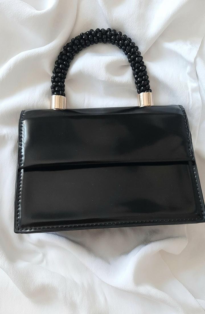 Чёрная мини-сумочка ZARA Mini Bag с декоративными бусинами на ручке