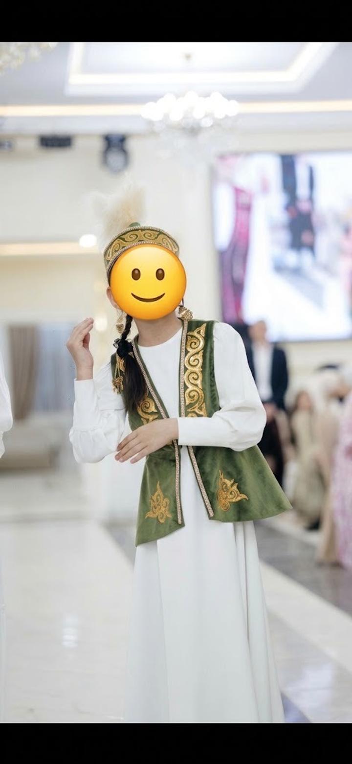 Национальный костюм для девочки (такия, желетка, платья) 128р