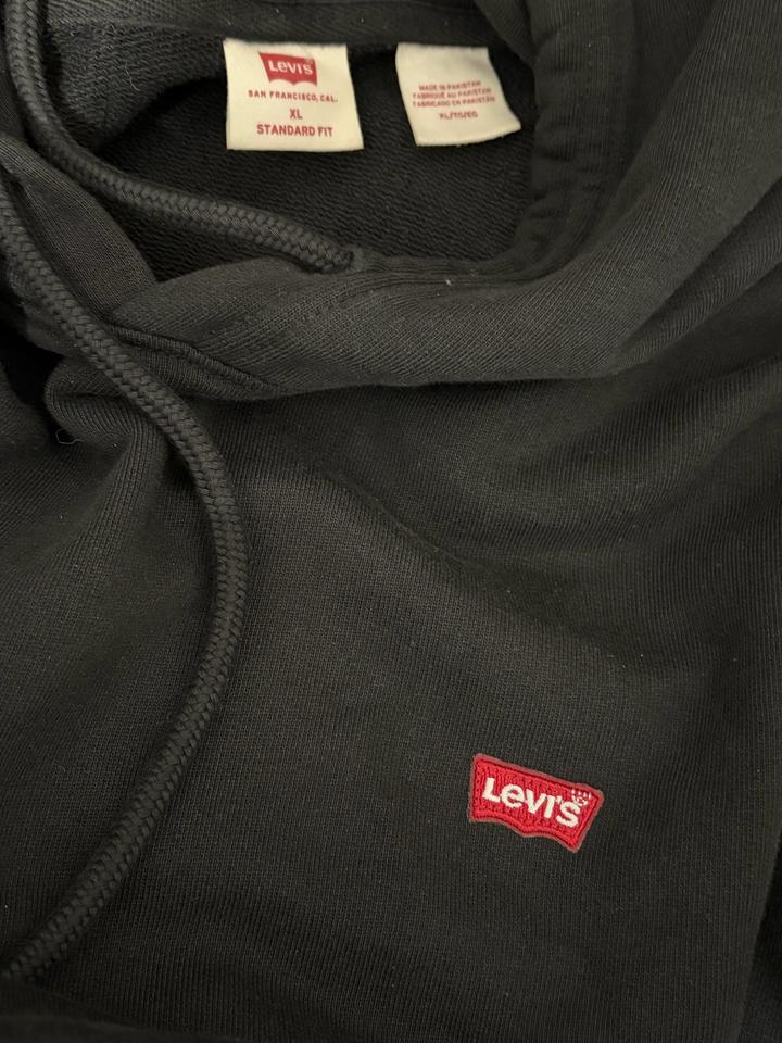 Худи Levi's