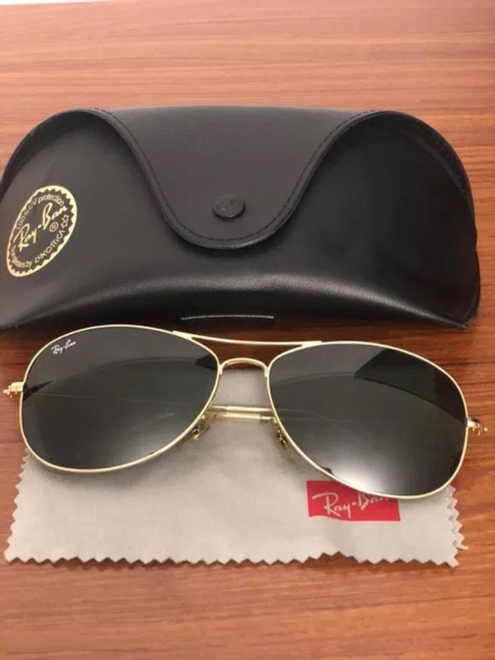 Солнцезащитные очки Ray-Ban авиаторы