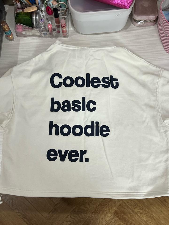Белое худи Bershka