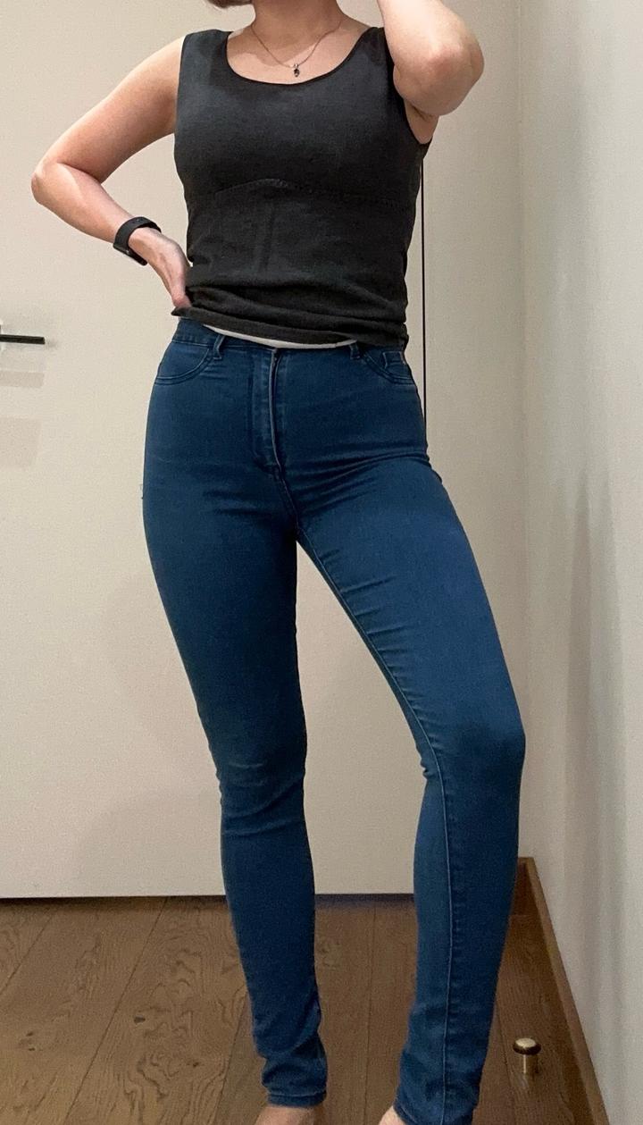 Джинсы Bershka