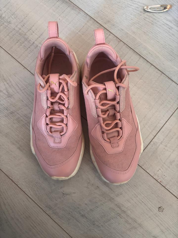 Puma Thunder Оригинальные женские кроссовки в нежно-розовом цвете