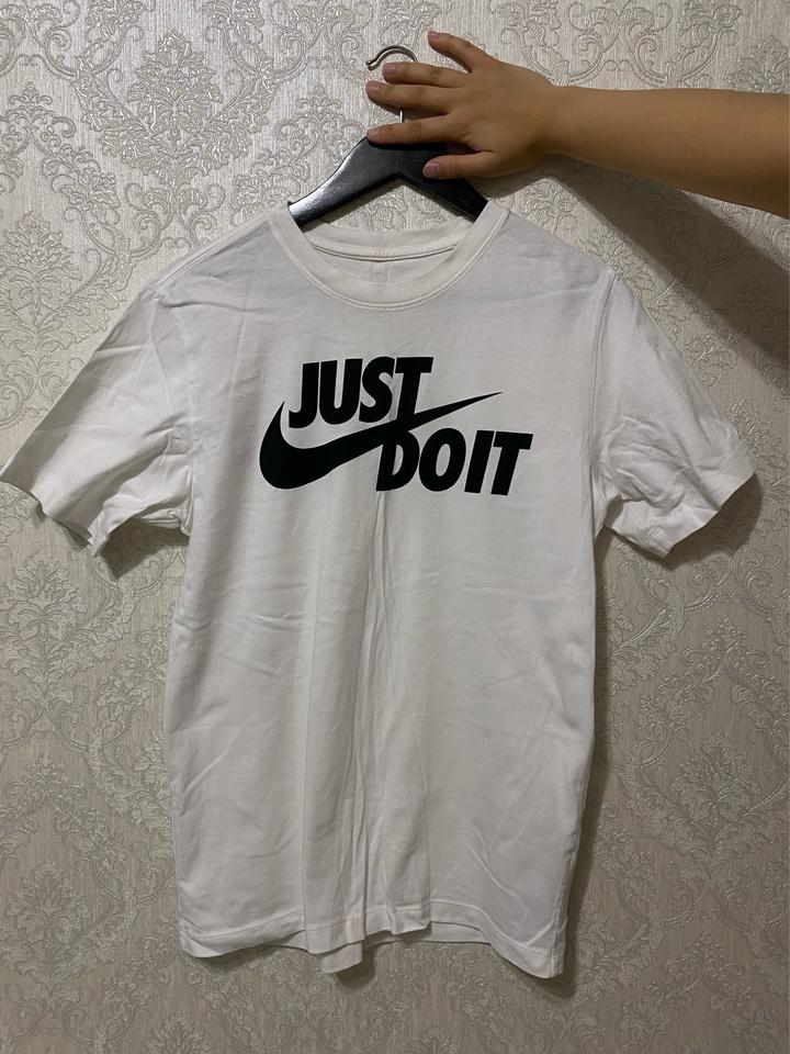 Футболка Nike